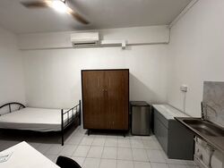 Sims Avenue (D14), Apartment #583370761